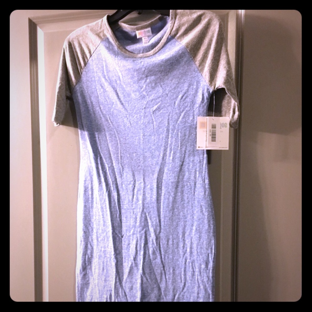 Lularoe Julia - Picture 1 of 6